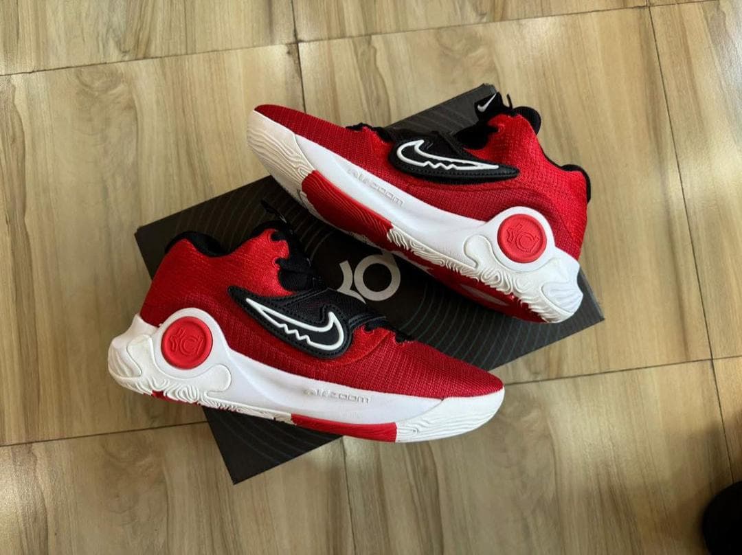 kd7 gris ,rouge-noir